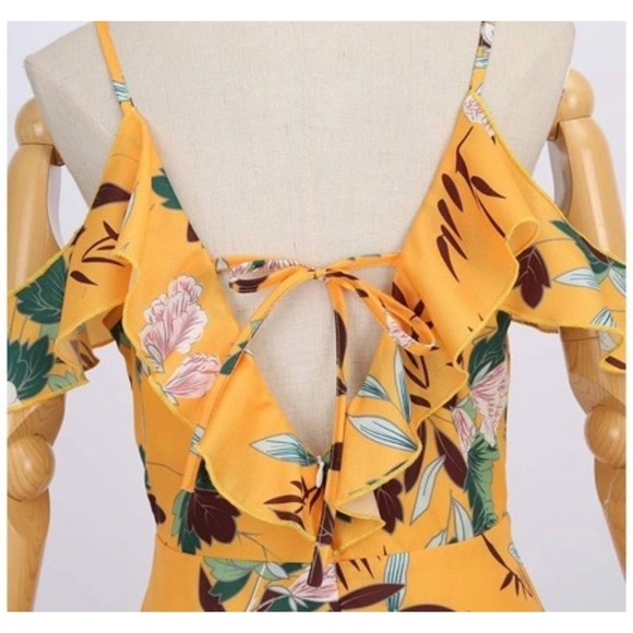 Mommy & Me floral dress selling together - Picture 5 of 8